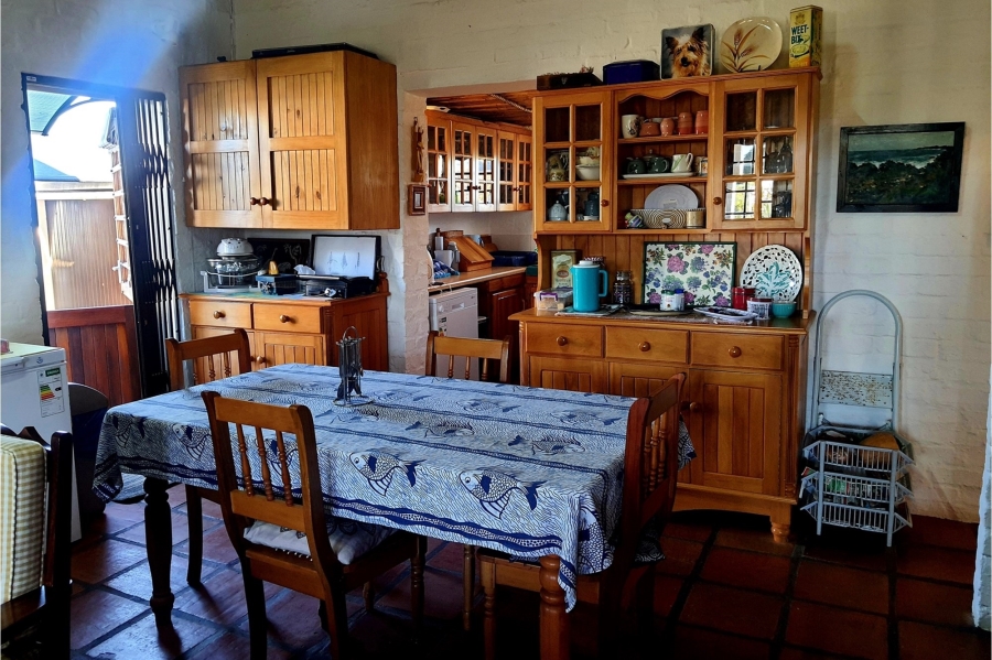 4 Bedroom Property for Sale in Boggomsbaai Western Cape